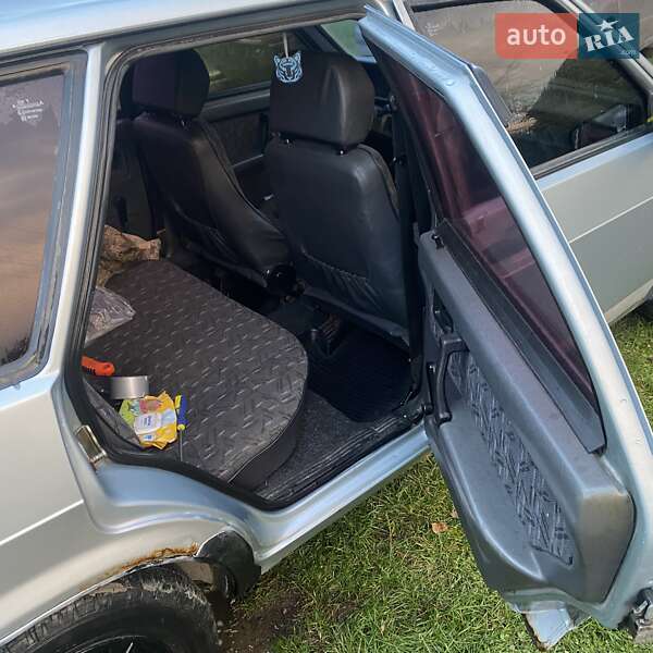 Хэтчбек ВАЗ / Lada 2109 1998 в Житомире фото 7 Хэтчбек ВАЗ / Lada 2109 1998 в Житомире