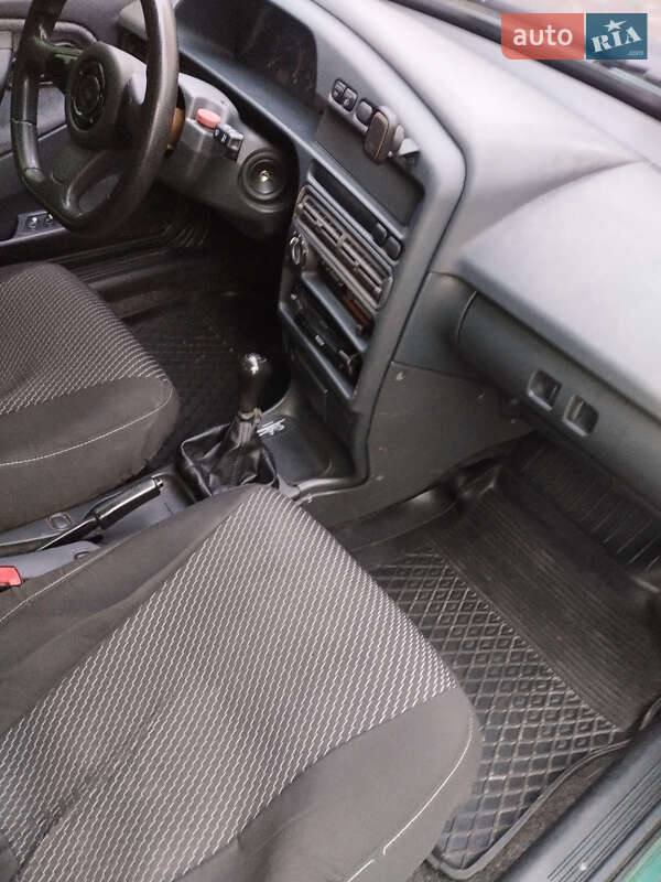 Хэтчбек ВАЗ / Lada 2109 2008 в Мукачево фото 7 Хэтчбек ВАЗ / Lada 2109 2008 в Мукачево