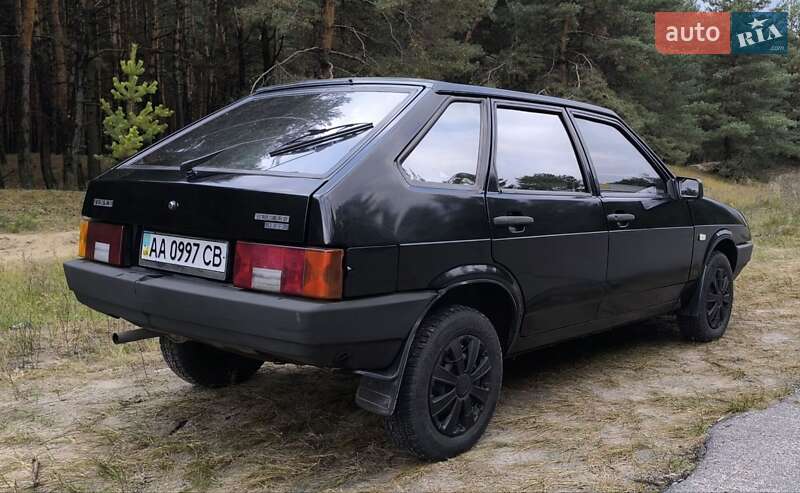 Хэтчбек ВАЗ / Lada 2109 1995 в Кременчуге фото 5 Хэтчбек ВАЗ / Lada 2109 1995 в Кременчуге