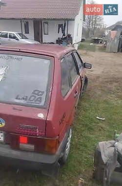 Хетчбек ВАЗ 2109 1995 в  фото 4 Хетчбек ВАЗ 2109 1995 в