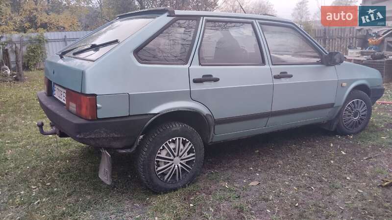 Хэтчбек ВАЗ / Lada 2109 1997 в Новых Санжарах