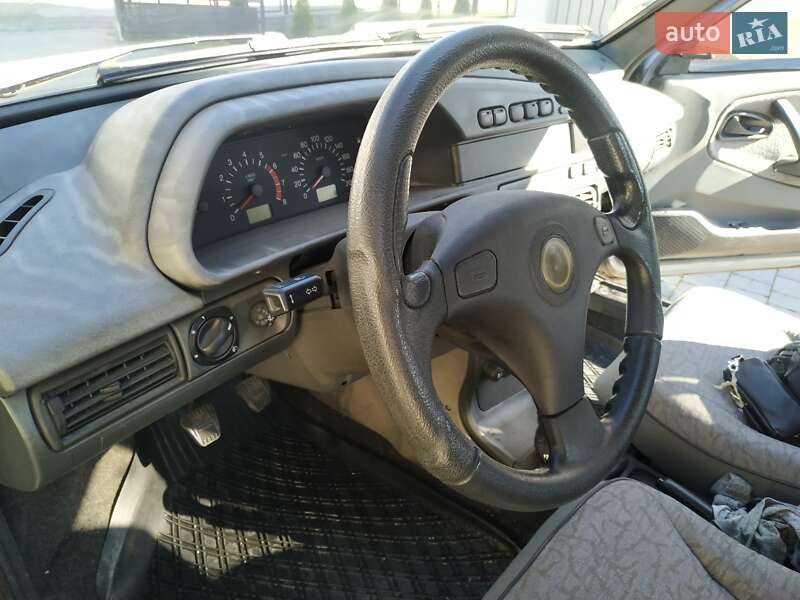 Хэтчбек ВАЗ / Lada 2109 2010 в Львове фото 12 Хэтчбек ВАЗ / Lada 2109 2010 в Львове