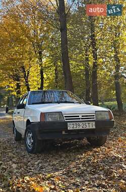 Хетчбек ВАЗ / Lada 2109 1993 в Зборові