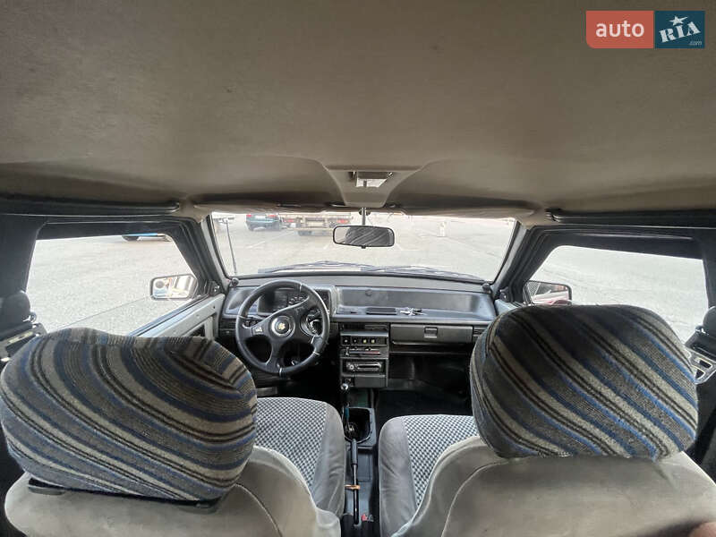 Хетчбек ВАЗ / Lada 2109 1991 в Києві фото 3 Хетчбек ВАЗ / Lada 2109 1991 в Києві