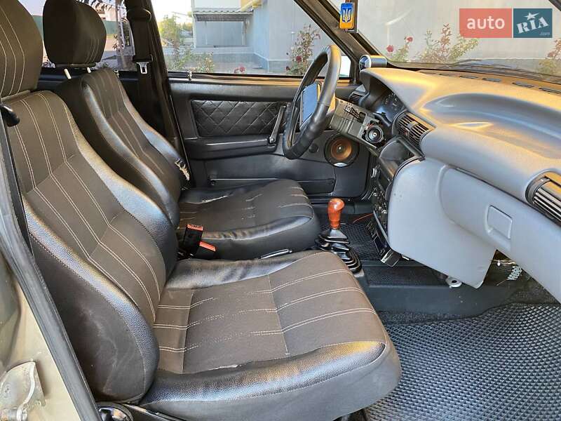 Хетчбек ВАЗ / Lada 2109 2001 в Одесі фото 17 Хетчбек ВАЗ / Lada 2109 2001 в Одесі