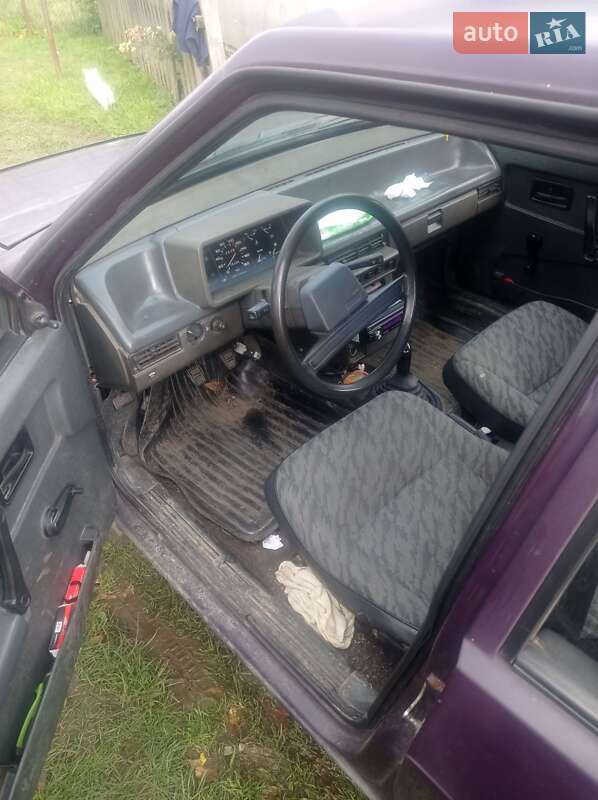 Хетчбек ВАЗ / Lada 2109 1999 в Сколе фото 3 Хетчбек ВАЗ / Lada 2109 1999 в Сколе