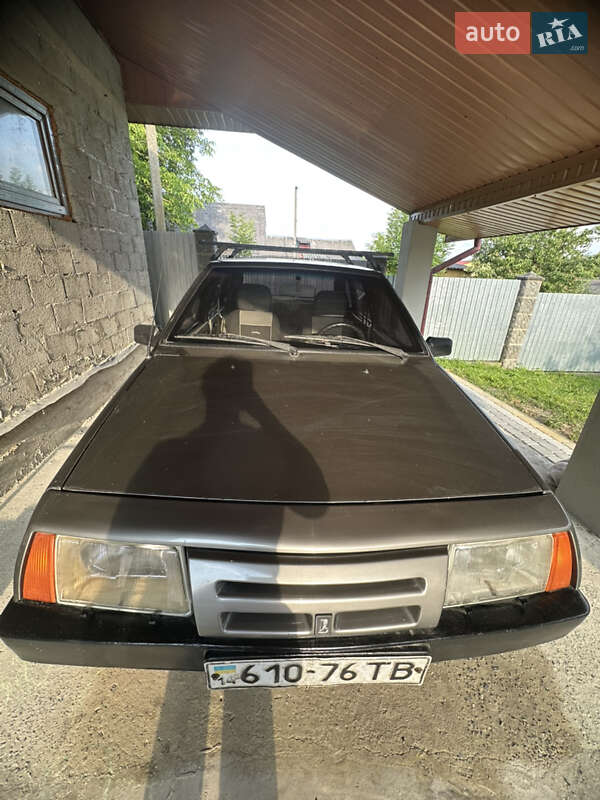 Хетчбек ВАЗ / Lada 2109 1991 в Яворові фото 2 Хетчбек ВАЗ / Lada 2109 1991 в Яворові