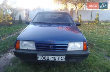 Хетчбек ВАЗ 2109 1997 в  фото 5 Хетчбек ВАЗ 2109 1997 в