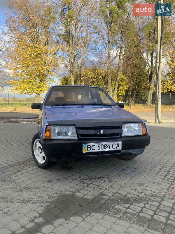 Хетчбек ВАЗ / Lada 2109 1990 в Львові фото 4 Хетчбек ВАЗ / Lada 2109 1990 в Львові