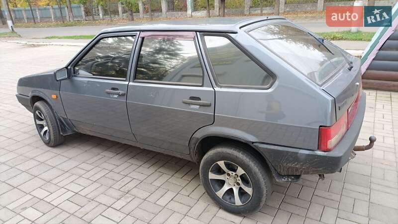 Хэтчбек ВАЗ / Lada 2109 2007 в Кривом Роге фото 5 Хэтчбек ВАЗ / Lada 2109 2007 в Кривом Роге