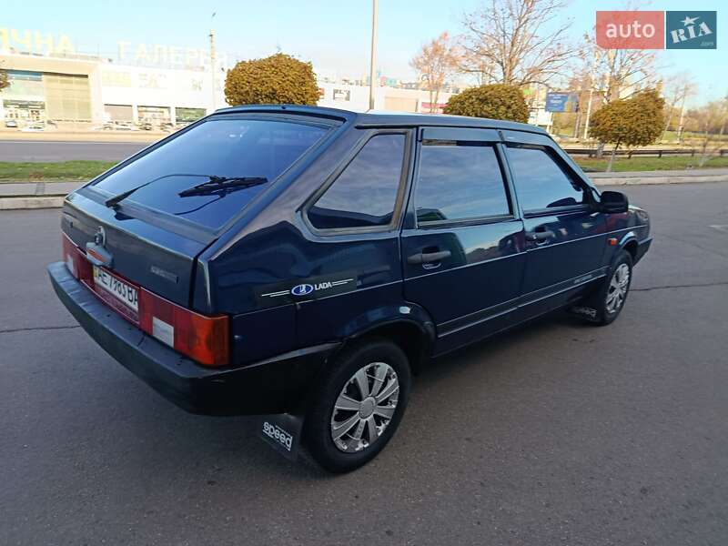 Хэтчбек ВАЗ / Lada 2109 2006 в Кривом Роге