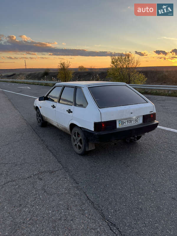 Хетчбек ВАЗ / Lada 2109 1988 в Ширяєвому