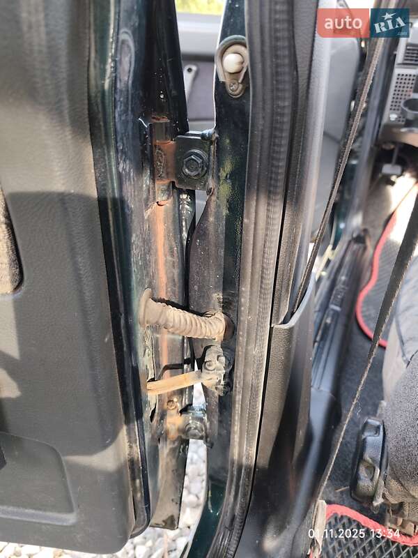 Хэтчбек ВАЗ / Lada 2109 2003 в Черновцах фото 23 Хэтчбек ВАЗ / Lada 2109 2003 в Черновцах