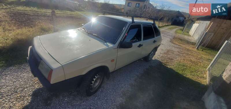 Хэтчбек ВАЗ / Lada 2109 1989 в Ивано-Франковске фото 2 Хэтчбек ВАЗ / Lada 2109 1989 в Ивано-Франковске