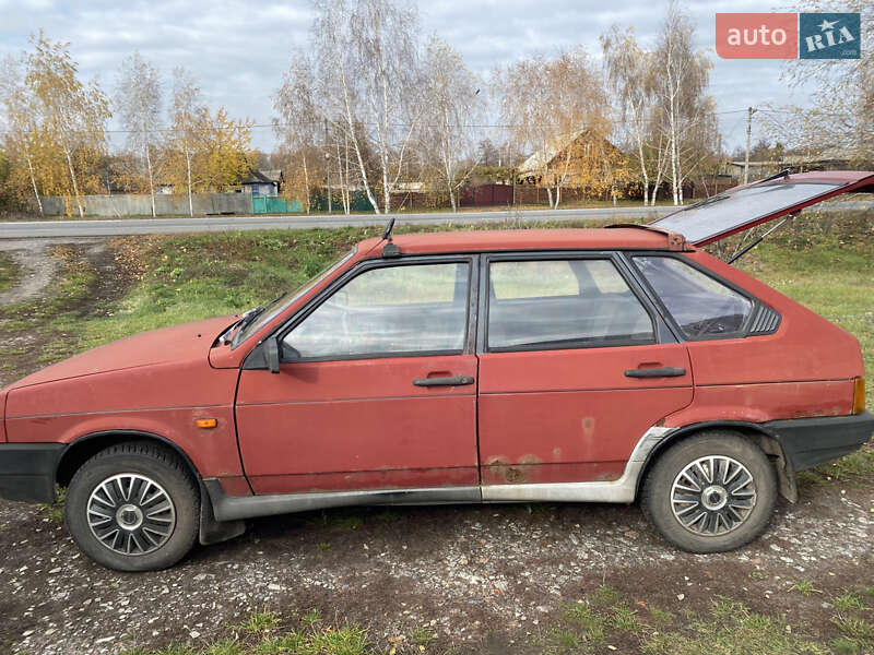 Хэтчбек ВАЗ / Lada 2109 1989 в Чутове
