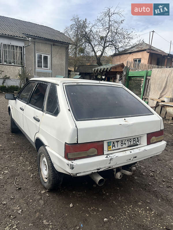 Хетчбек ВАЗ / Lada 2109 1990 в Галичі
