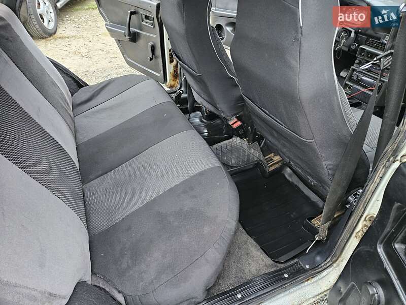 Хэтчбек ВАЗ / Lada 2109 1991 в Шостке фото 14 Хэтчбек ВАЗ / Lada 2109 1991 в Шостке