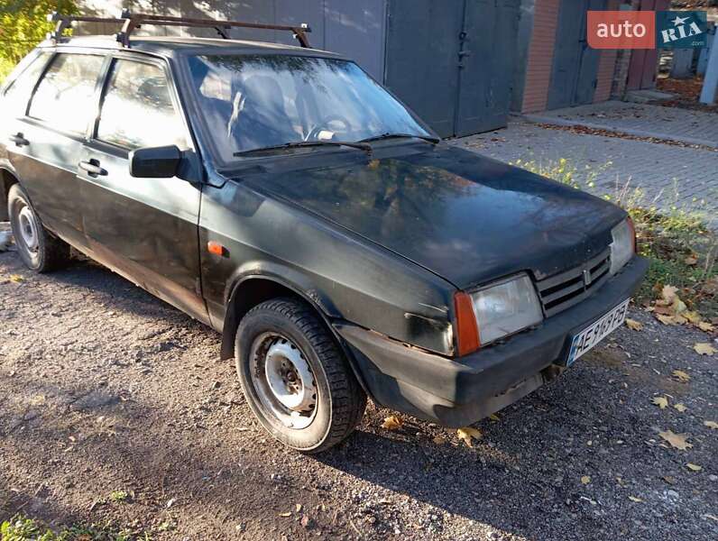 Хэтчбек ВАЗ / Lada 2109 2003 в Кривом Роге фото 16 Хэтчбек ВАЗ / Lada 2109 2003 в Кривом Роге
