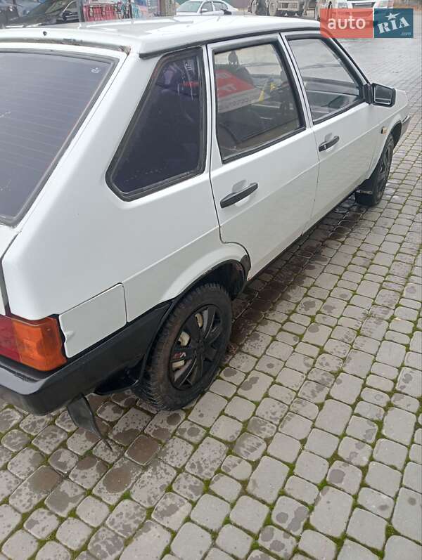 Хетчбек ВАЗ / Lada 2109 1992 в Чемерівцях фото 8 Хетчбек ВАЗ / Lada 2109 1992 в Чемерівцях