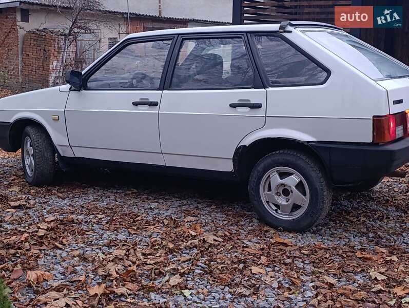Хетчбек ВАЗ / Lada 2109 1992 в Хоросткові фото 5 Хетчбек ВАЗ / Lada 2109 1992 в Хоросткові