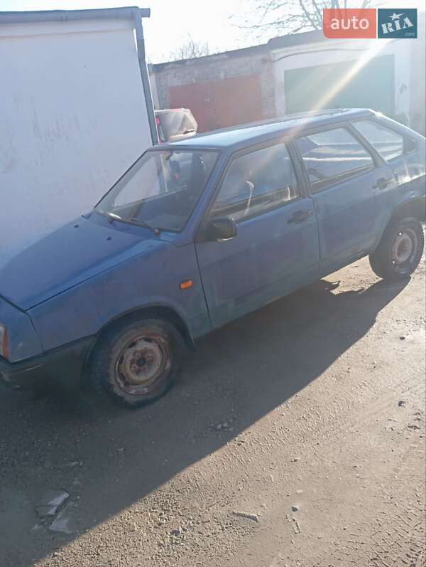 Хетчбек ВАЗ / Lada 2109 1989 в Львові фото 7 Хетчбек ВАЗ / Lada 2109 1989 в Львові