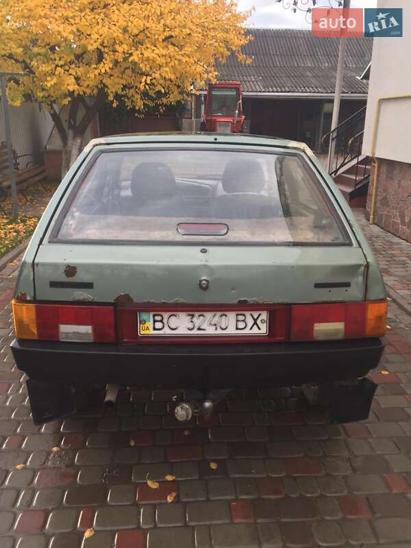 Хэтчбек ВАЗ / Lada 2109 2008 в Золочеве