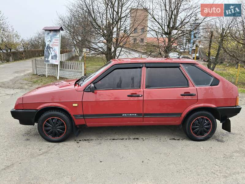 Хэтчбек ВАЗ / Lada 2109 1991 в Лысянке