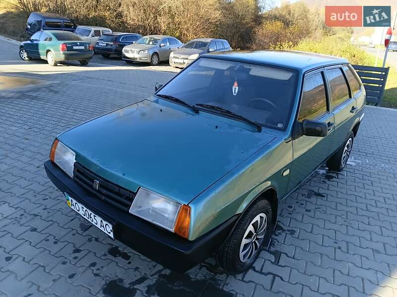 Хэтчбек ВАЗ / Lada 2109 2007 в Сваляве фото 8 Хэтчбек ВАЗ / Lada 2109 2007 в Сваляве