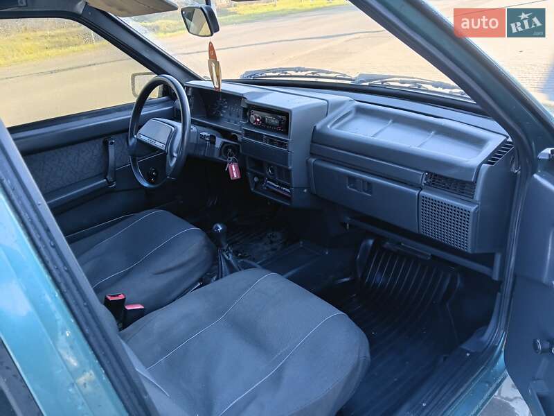 Хэтчбек ВАЗ / Lada 2109 2007 в Сваляве фото 12 Хэтчбек ВАЗ / Lada 2109 2007 в Сваляве