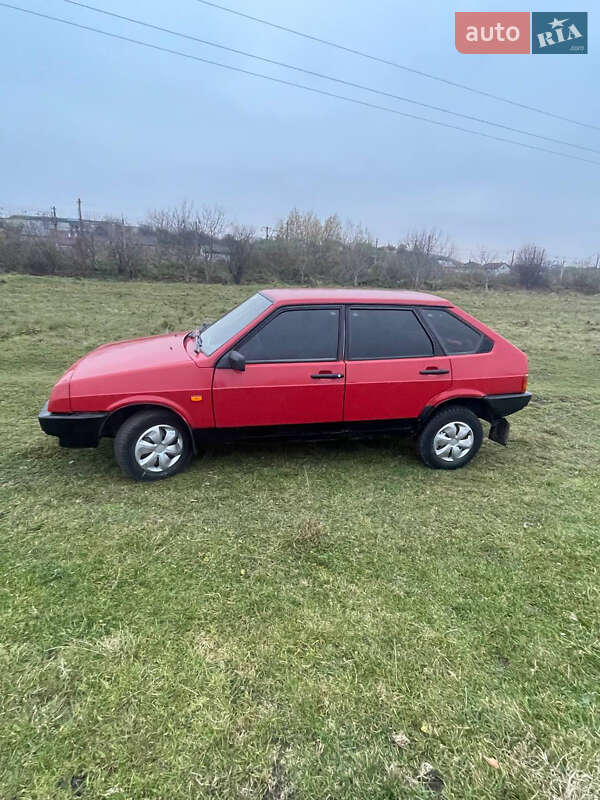 Хэтчбек ВАЗ / Lada 2109 1990 в Львове