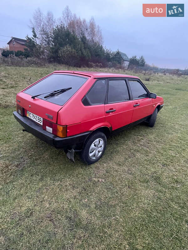 Хэтчбек ВАЗ / Lada 2109 1990 в Львове
