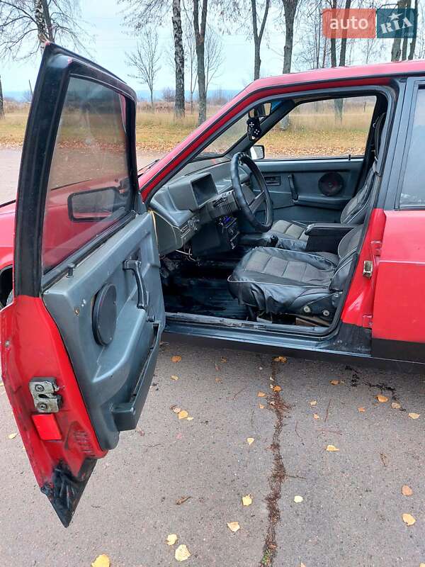 Хэтчбек ВАЗ / Lada 2109 1995 в Тростянце фото 16 Хэтчбек ВАЗ / Lada 2109 1995 в Тростянце
