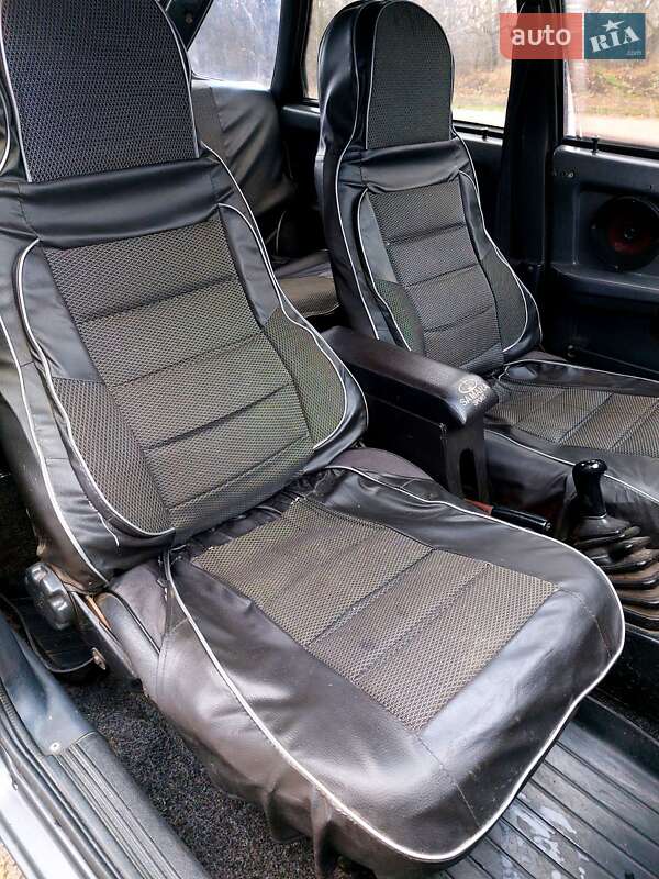 Хэтчбек ВАЗ / Lada 2109 1995 в Тростянце фото 27 Хэтчбек ВАЗ / Lada 2109 1995 в Тростянце