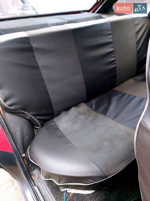 Хэтчбек ВАЗ / Lada 2109 1995 в Тростянце фото 29 Хэтчбек ВАЗ / Lada 2109 1995 в Тростянце