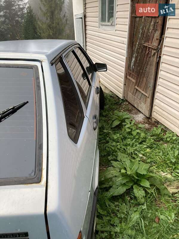 Хэтчбек ВАЗ / Lada 2109 2004 в Бориславе фото 2 Хэтчбек ВАЗ / Lada 2109 2004 в Бориславе