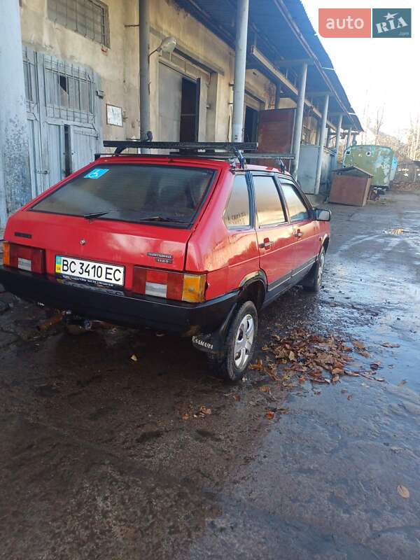 Хэтчбек ВАЗ / Lada 2109 1993 в Львове фото 4 Хэтчбек ВАЗ / Lada 2109 1993 в Львове