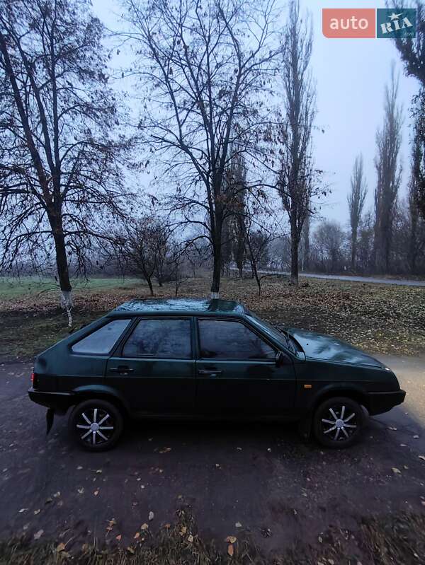 Хетчбек ВАЗ / Lada 2109 1995 в Карлівці