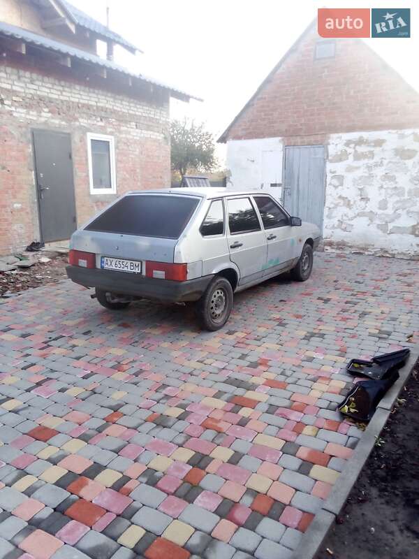 Хетчбек ВАЗ / Lada 2109 2008 в Харкові фото 6 Хетчбек ВАЗ / Lada 2109 2008 в Харкові