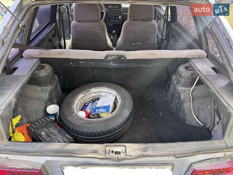 Хетчбек ВАЗ / Lada 2109 1987 в Запоріжжі фото 19 Хетчбек ВАЗ / Lada 2109 1987 в Запоріжжі