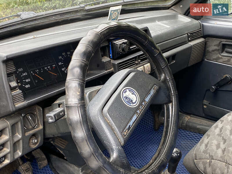 Хэтчбек ВАЗ / Lada 2109 2002 в Виннице