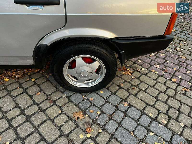 Хетчбек ВАЗ / Lada 2109 1988 в Івано-Франківську