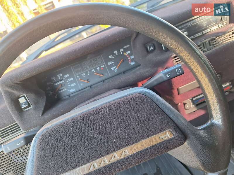 Хетчбек ВАЗ / Lada 2109 2004 в Чернівцях