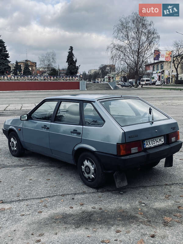 Хетчбек ВАЗ / Lada 2109 2002 в Валках фото 4 Хетчбек ВАЗ / Lada 2109 2002 в Валках