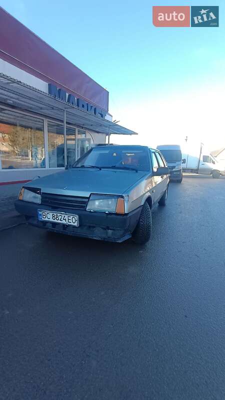 Хэтчбек ВАЗ / Lada 2109 1996 в Черновцах