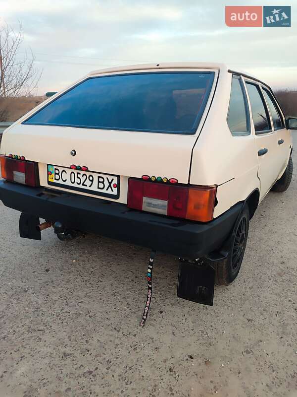 Хетчбек ВАЗ / Lada 2109 1993 в Городку фото 7 Хетчбек ВАЗ / Lada 2109 1993 в Городку