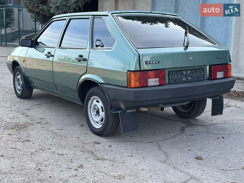 Хетчбек ВАЗ / Lada 2109 2006 в Нікополі