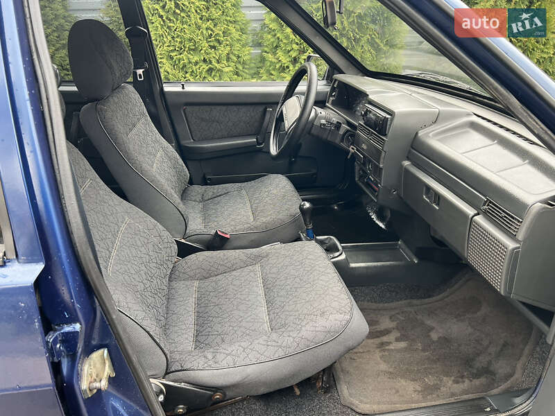 Хэтчбек ВАЗ / Lada 2109 2005 в Львове фото 10 Хэтчбек ВАЗ / Lada 2109 2005 в Львове