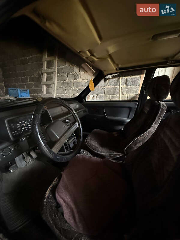 Хэтчбек ВАЗ / Lada 2109 1995 в Самборе фото 6 Хэтчбек ВАЗ / Lada 2109 1995 в Самборе