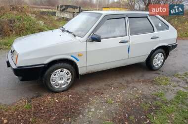 Хетчбек ВАЗ 2109 1993 в Калинівці