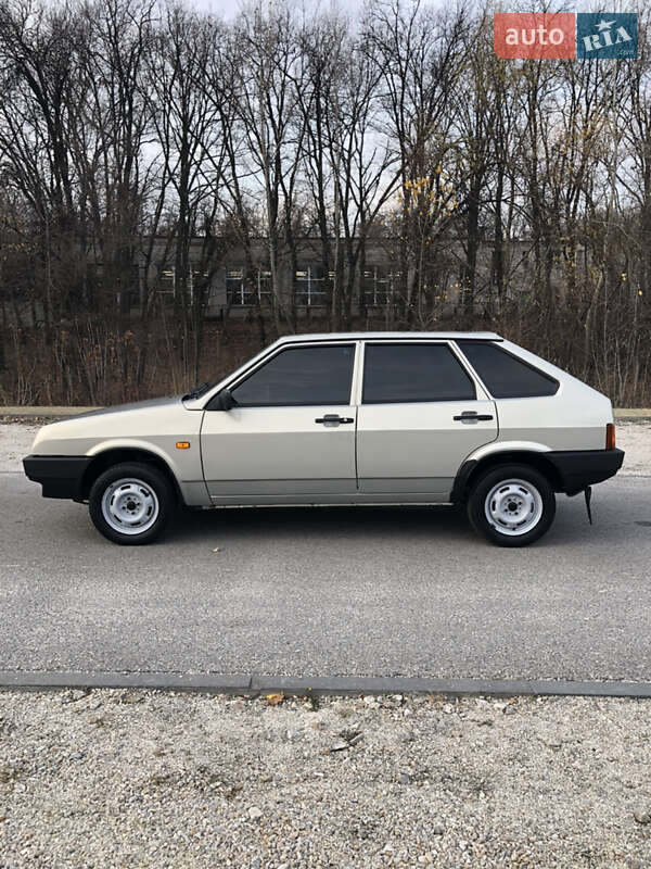 Хэтчбек ВАЗ / Lada 2109 2007 в Днепре фото 12 Хэтчбек ВАЗ / Lada 2109 2007 в Днепре